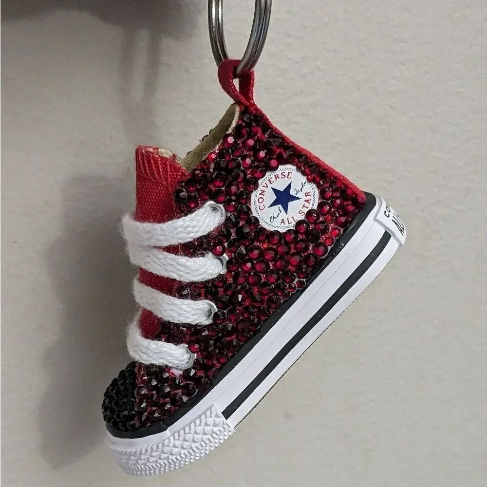 Custom order - toddle Converse Trinidad flag and matching keychain - Picture 3 of 4